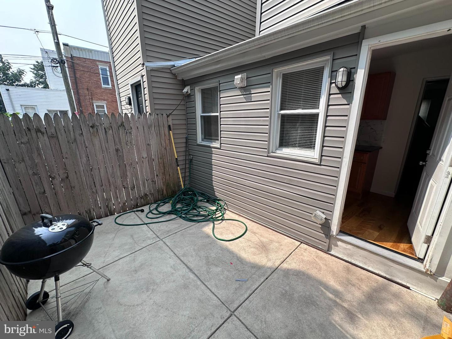 2229 E Ann St Property Photo 23