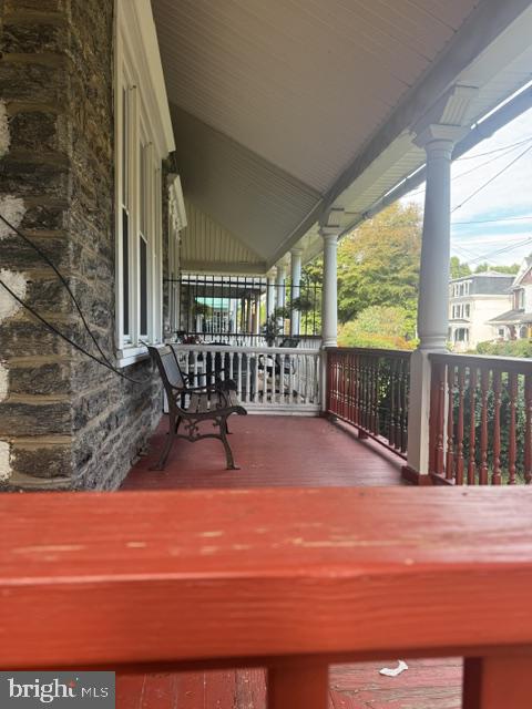 115 E Gorgas Ln Property Photo 10