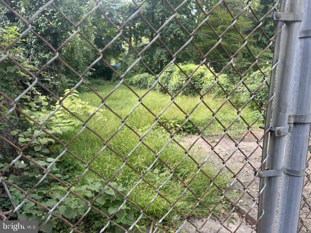 115 E Gorgas Ln Property Photo 25