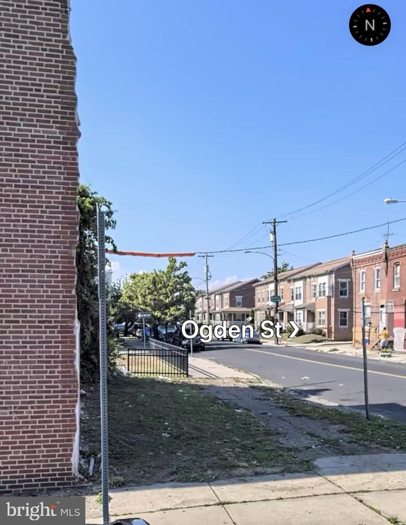 4601 Parrish St Property Photo 1