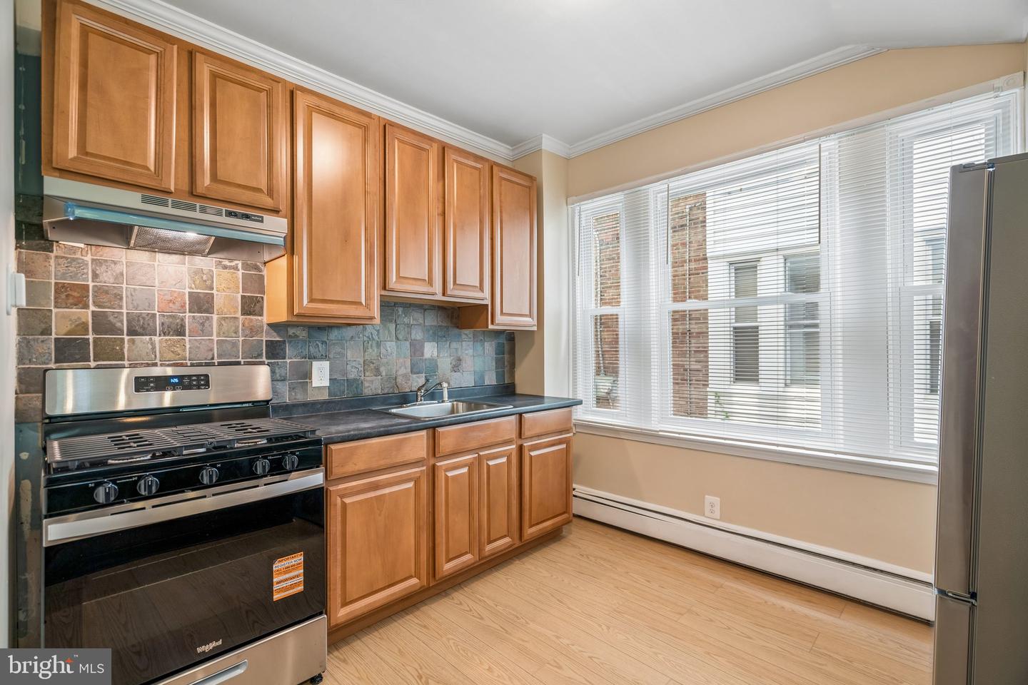 481 Gerhard St #1 Property Photo 7