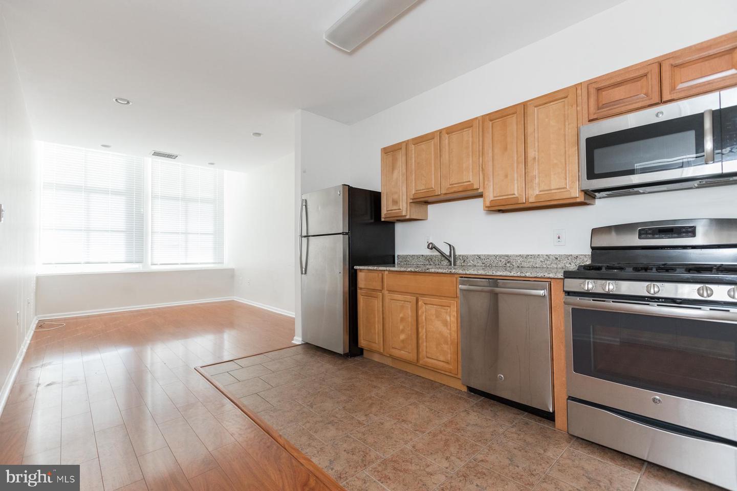 1050 E MONTGOMERY AVE #206 Property Photo 1
