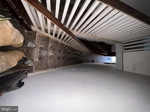 2410 N Garnet St Property Photo 7