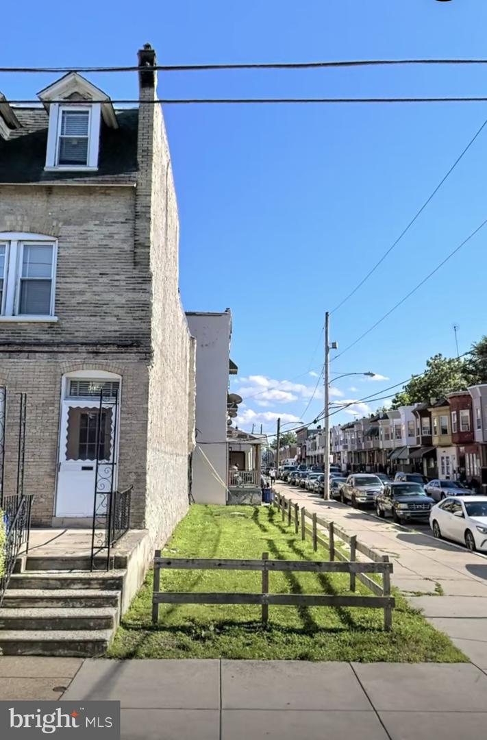 5024 Race St Property Photo 1