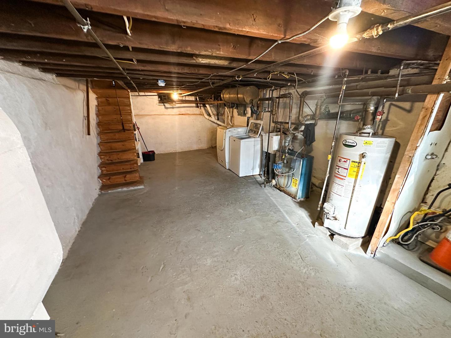 1867 E Wensley St Property Photo 15