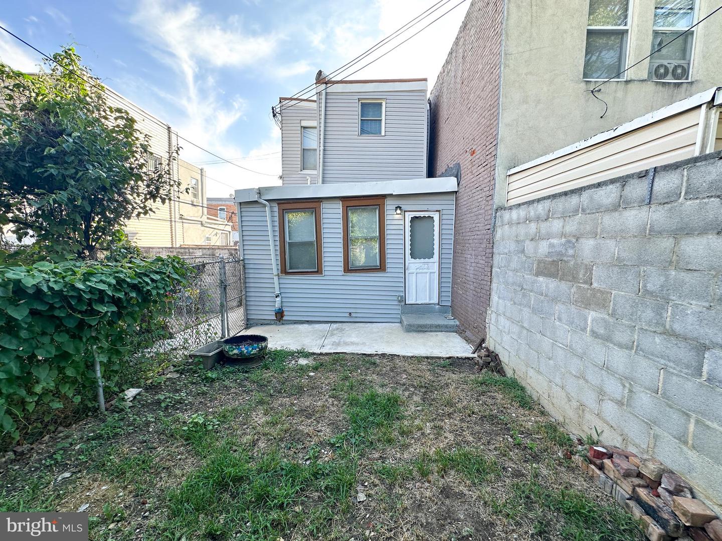 1867 E Wensley St Property Photo 19