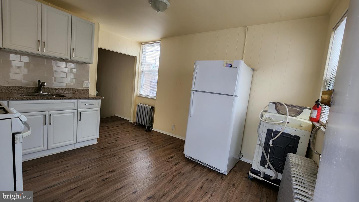 1325 Mckean St #2nd Floor Property Photo 8