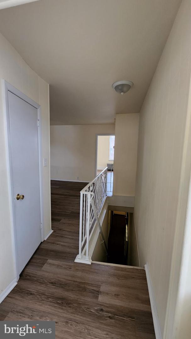 1325 Mckean St #2nd Floor Property Photo 11