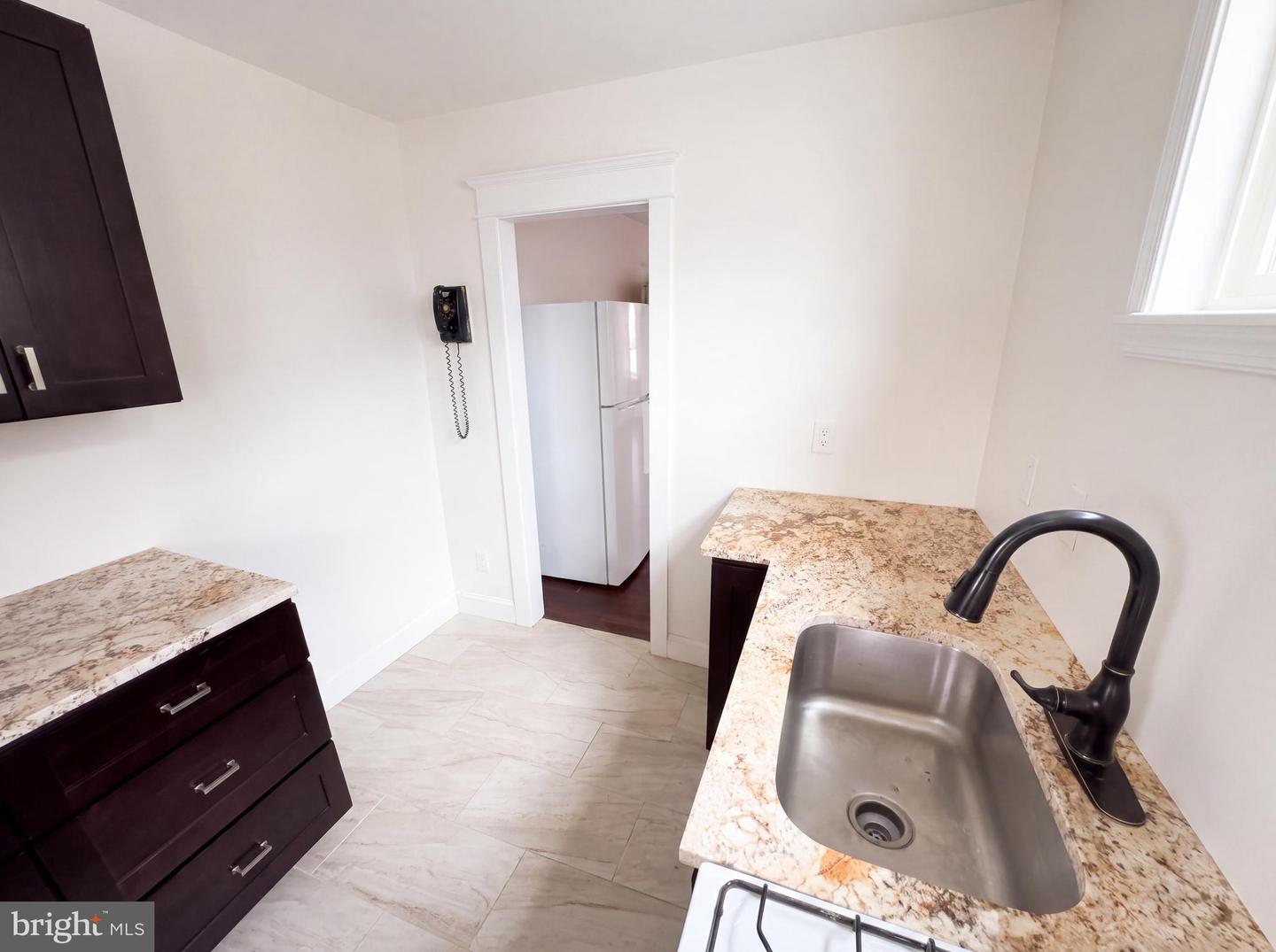 1809 Wakeling St Property Photo 6