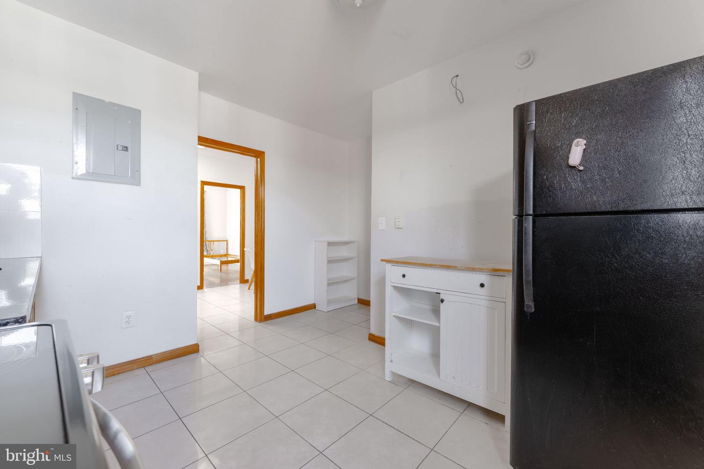 222 S 43rd St #3 Property Photo 5
