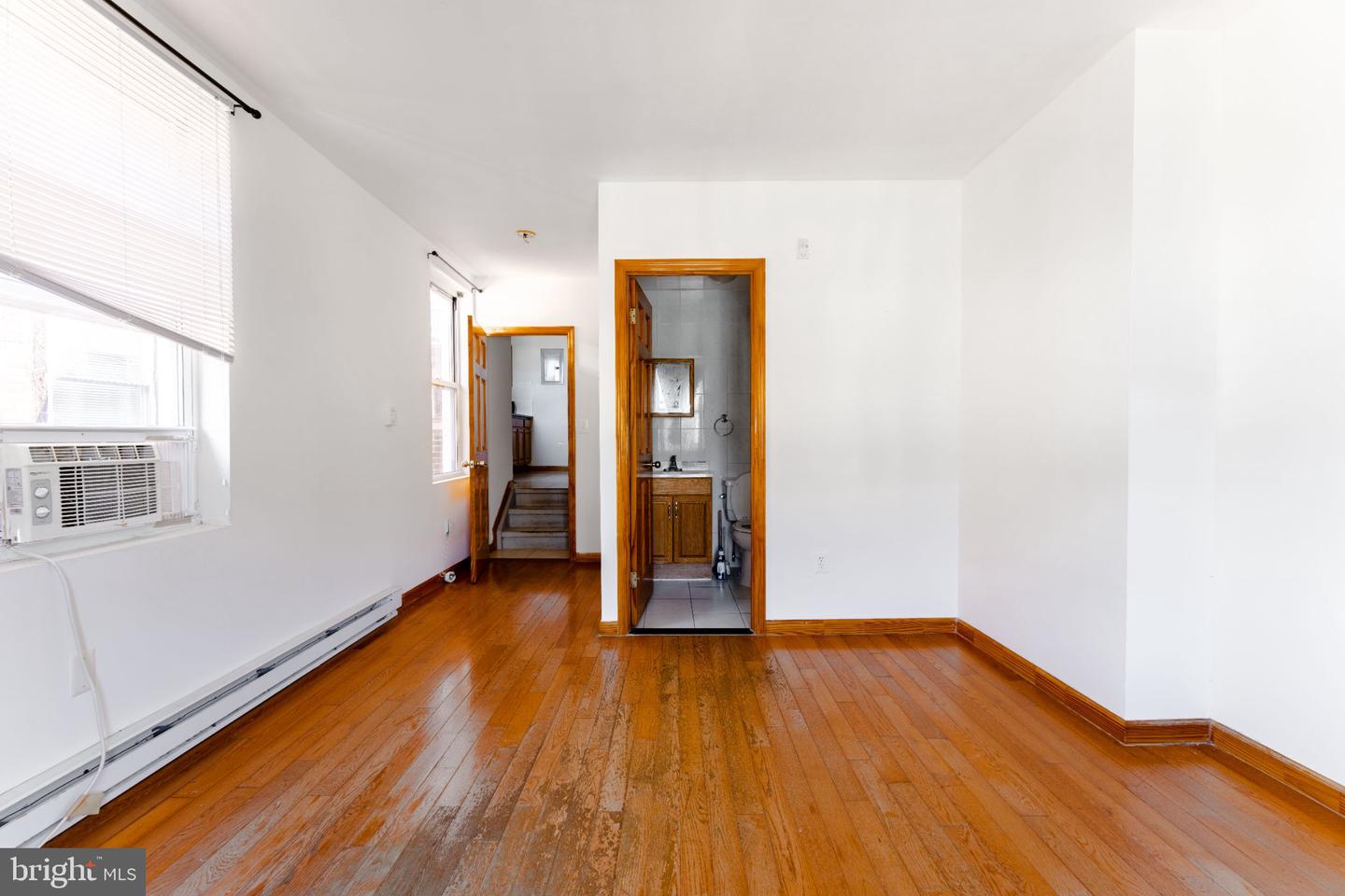 222 S 43rd St #3 Property Photo 10