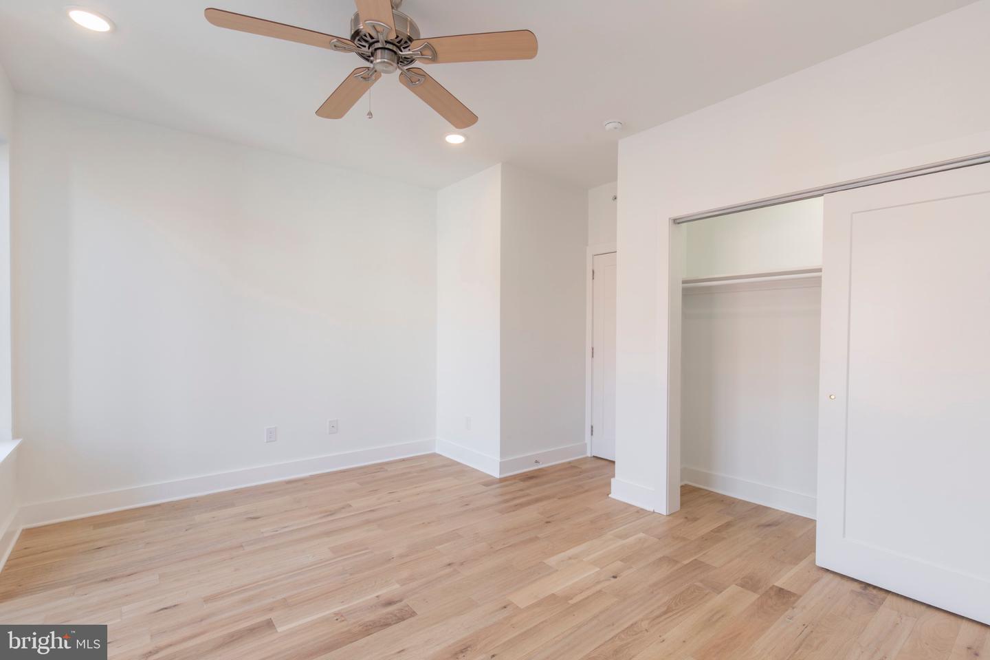 2410 W Master St #2 Property Photo 12