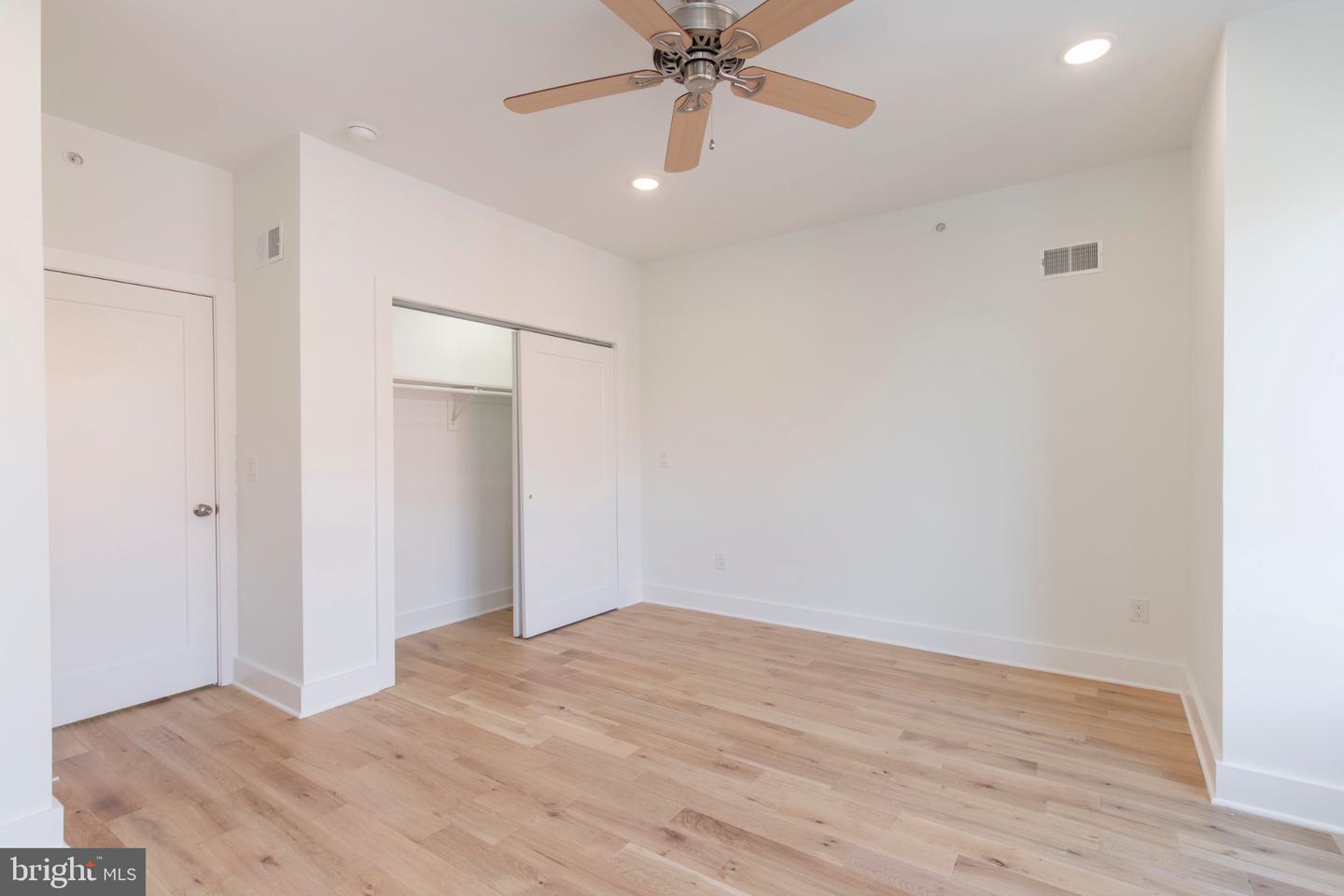 2410 W Master St #2 Property Photo 13