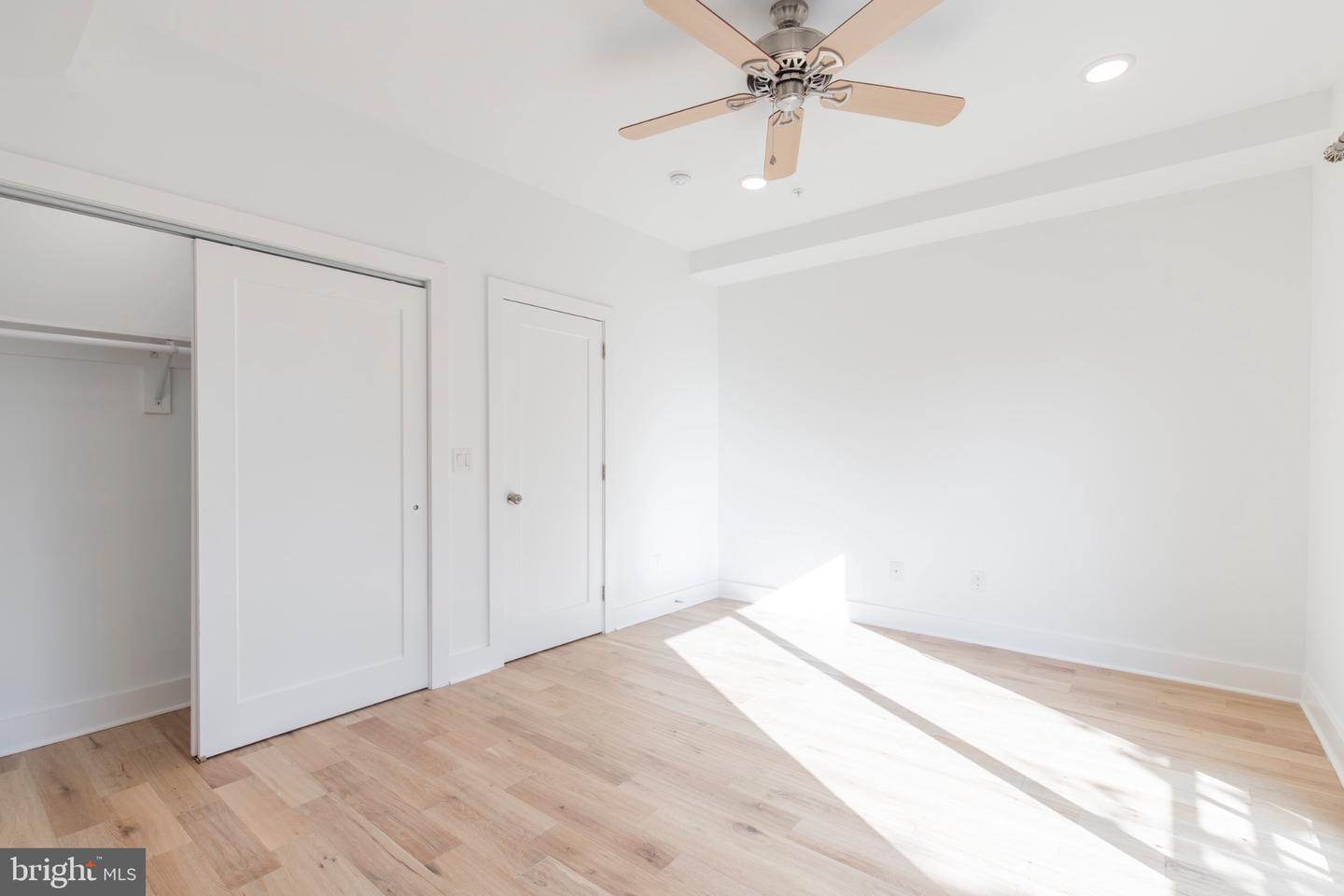 2410 W Master St #2 Property Photo 16