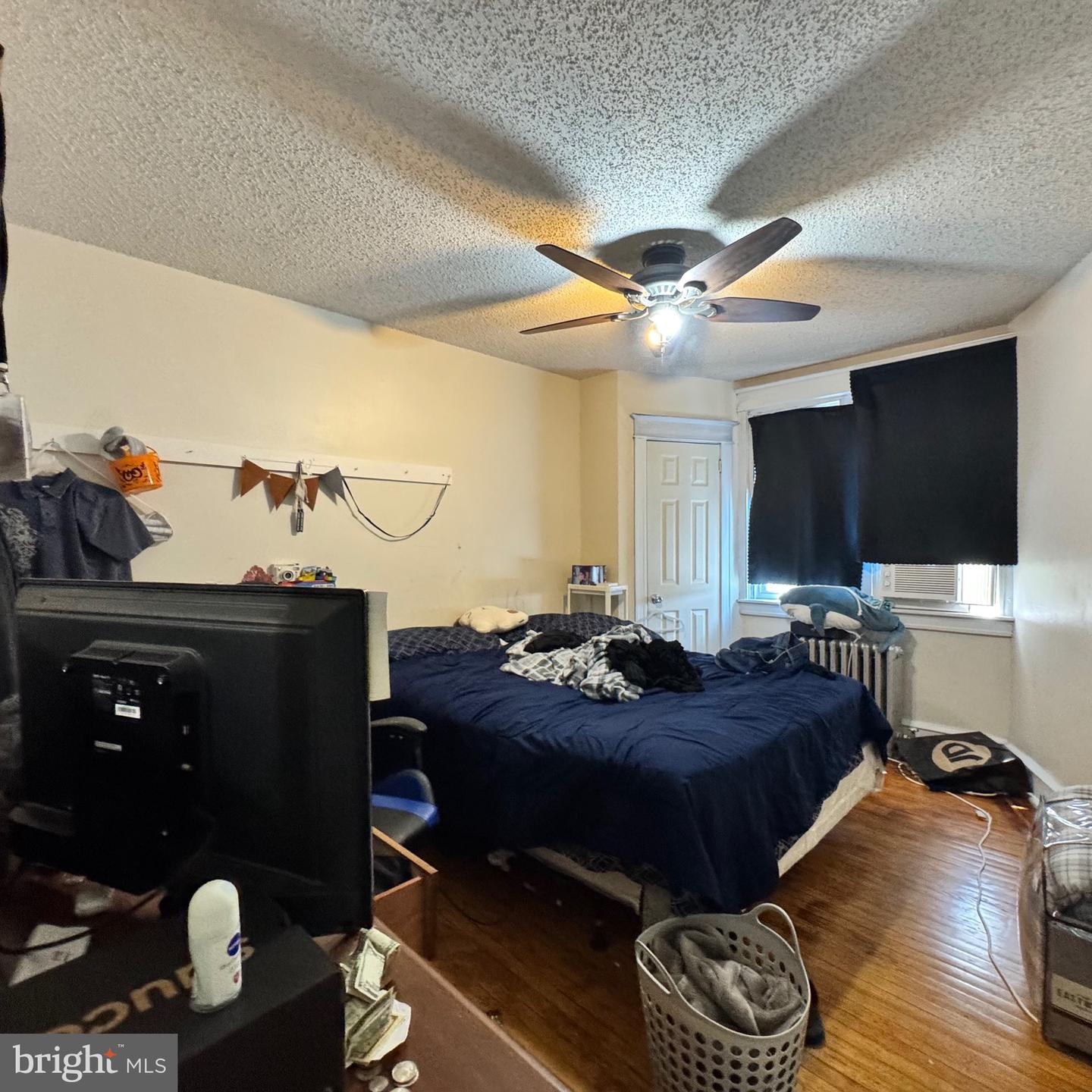 3032 Fanshawe St Property Photo 12