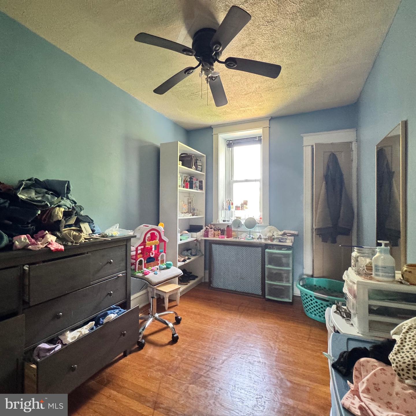 3032 Fanshawe St Property Photo 15