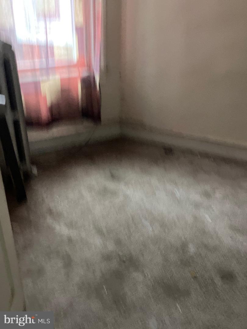 172 W Louden St Property Photo 28