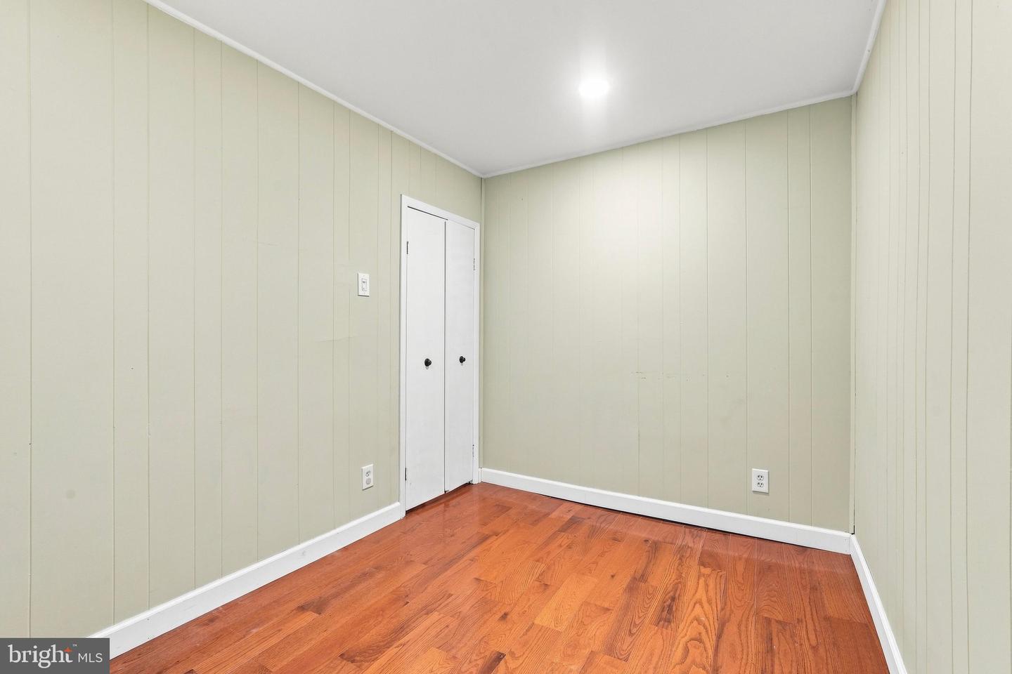 2213 S Woodstock St Property Photo 14