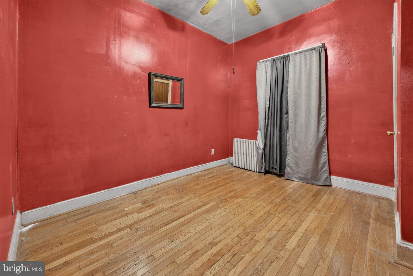 1718 N Hollywood St Property Photo 14