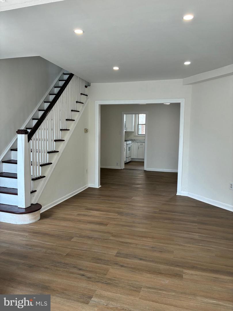 5950 Palmetto St Property Photo 2