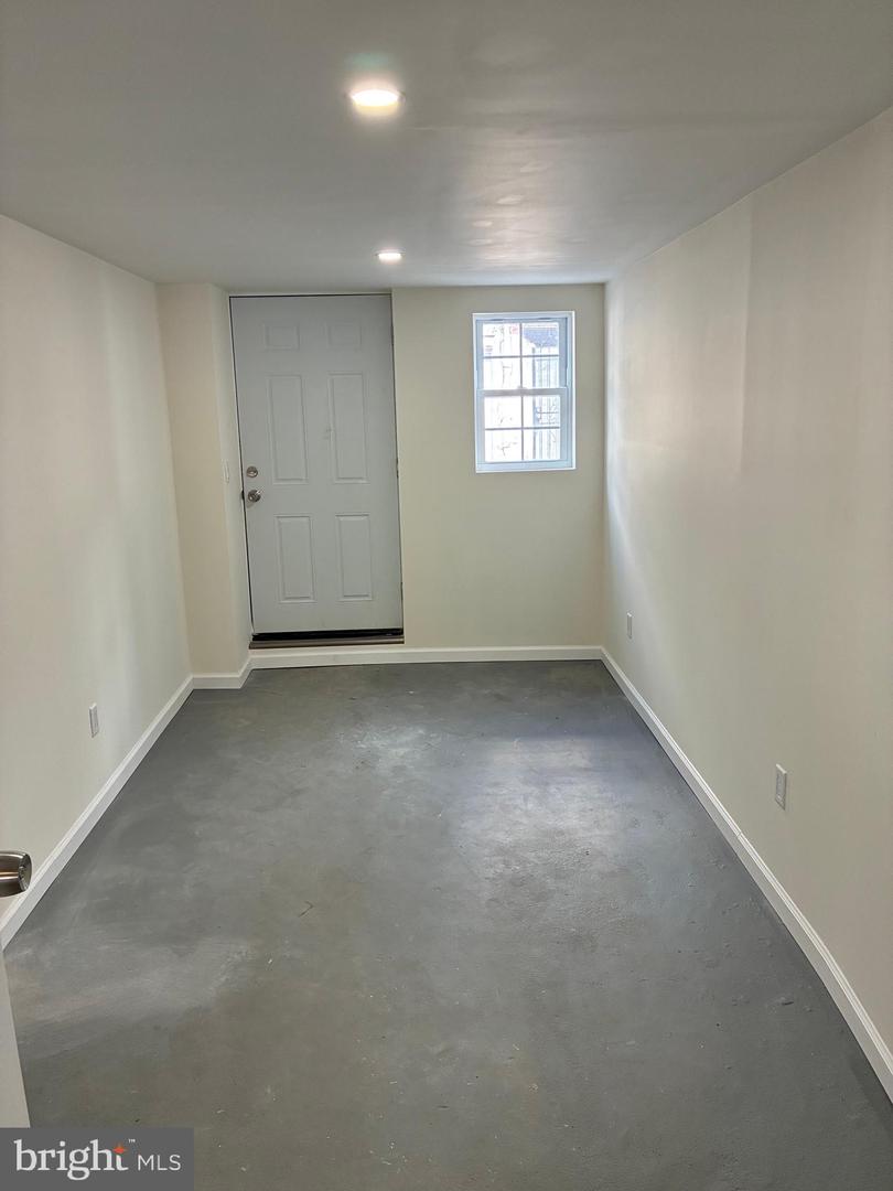 5950 Palmetto St Property Photo 20