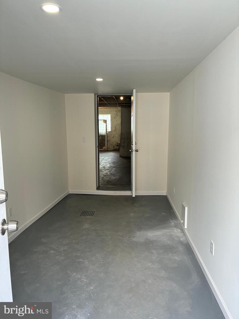 5950 Palmetto St Property Photo 21