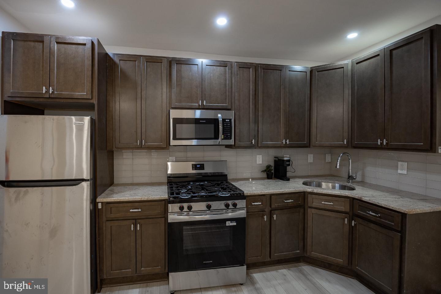 6649 Blakemore St #4 Property Photo 3