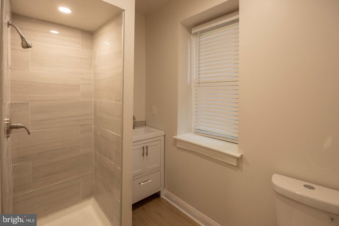 6649 Blakemore St #4 Property Photo 22