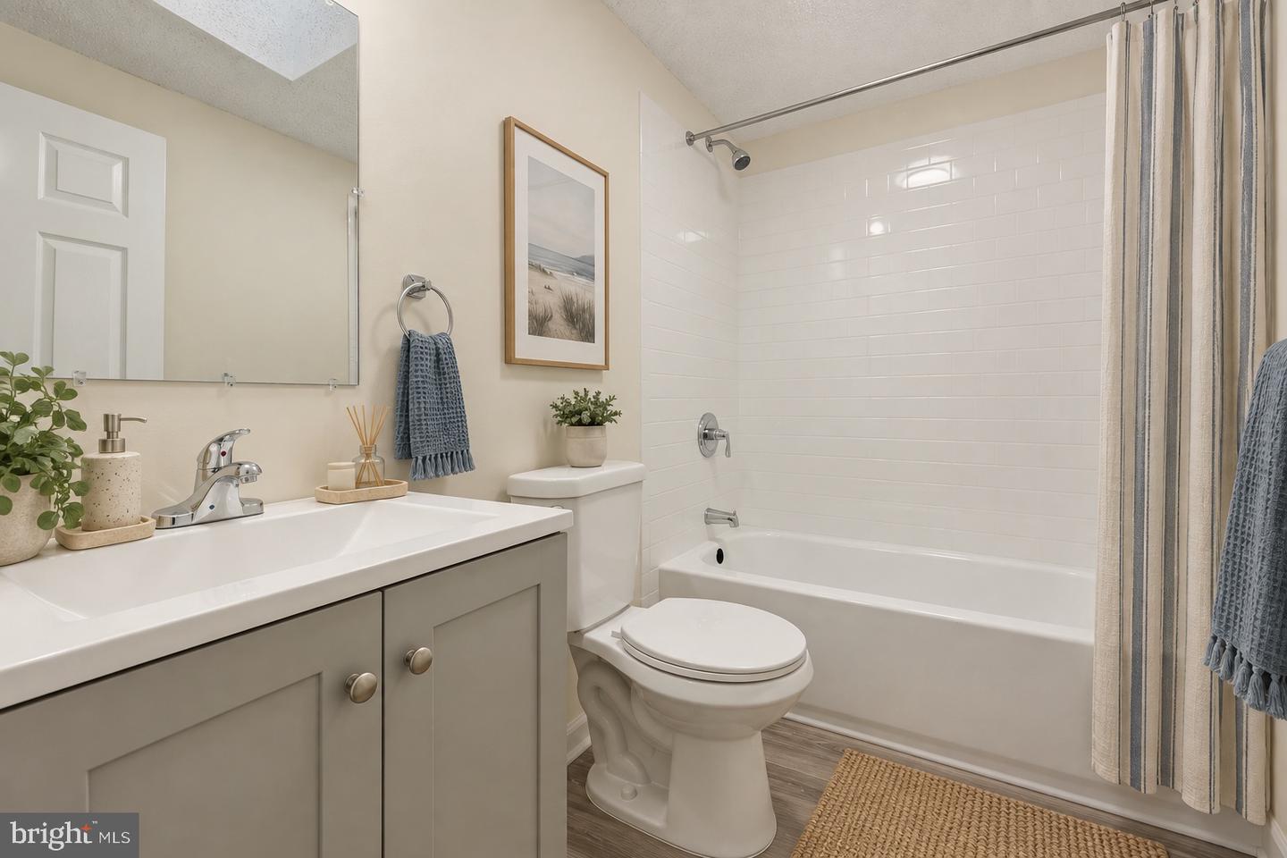 511 Conarroe St Property Photo 10