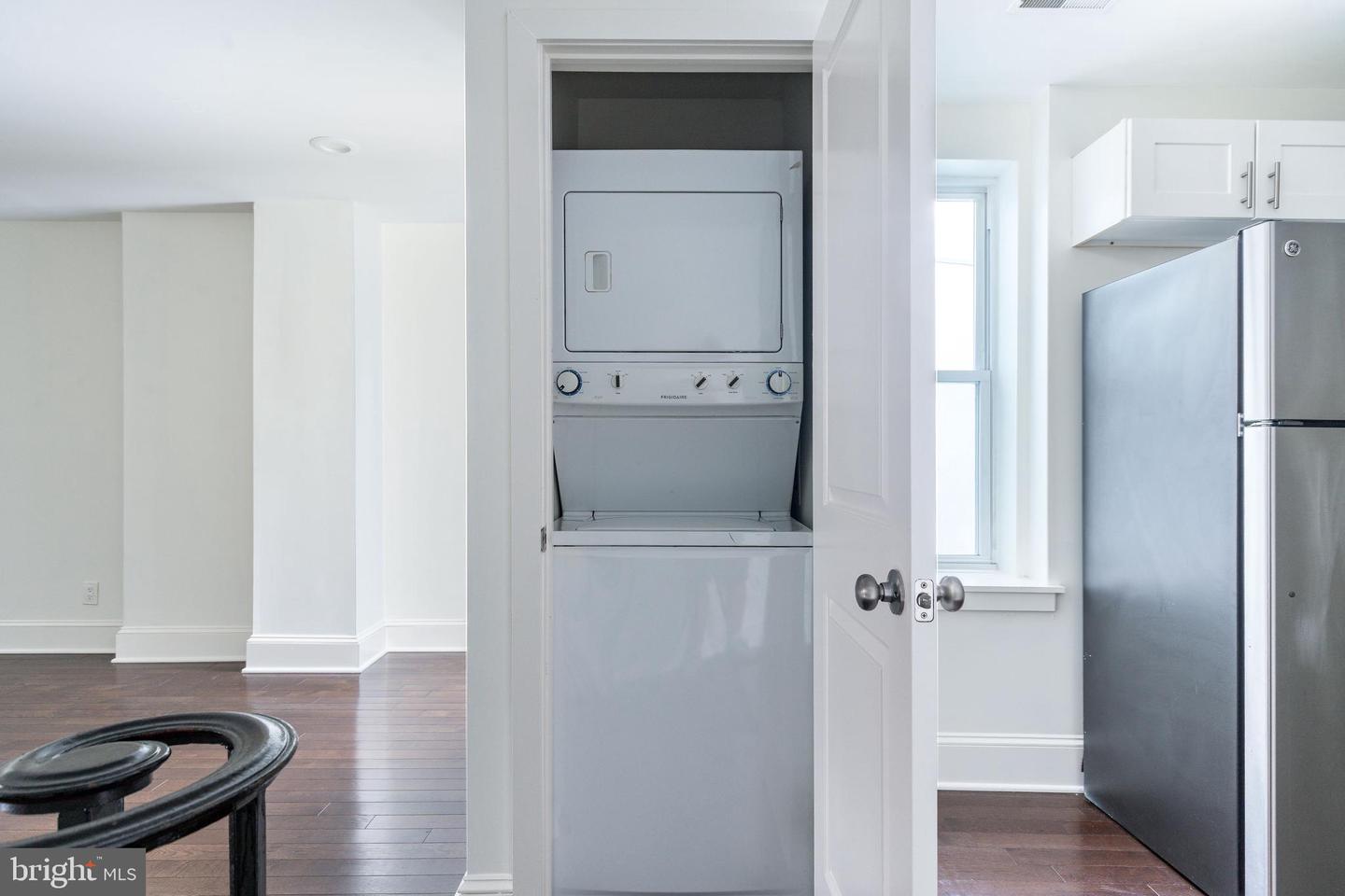 2238 Ellsworth St #unit 2 Property Photo 8