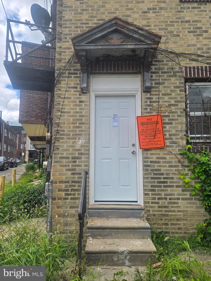 5200 EUCLID ST Property Photo 1
