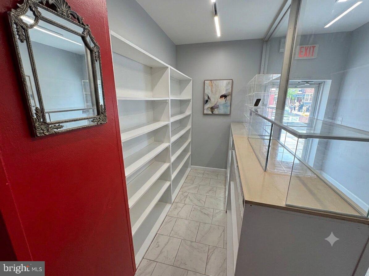 819 E Allegheny Ave #commercial Space Property Photo 2
