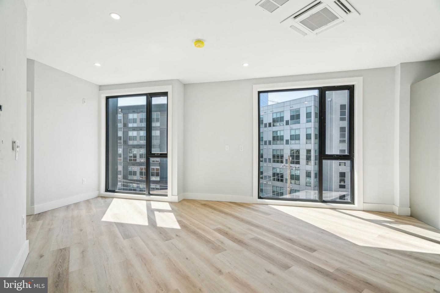 3748-9 Lancaster Ave #306 Property Photo 12