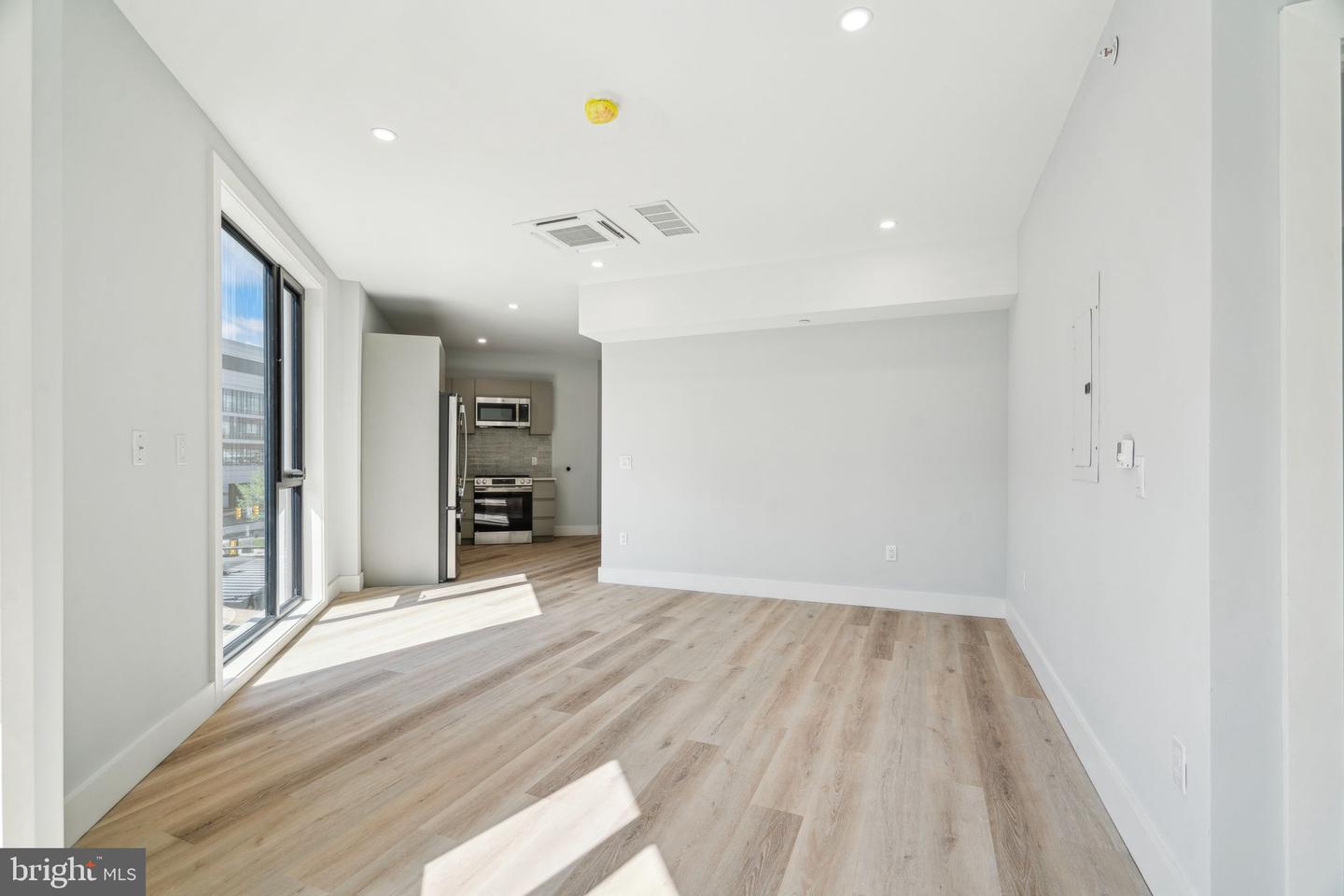 3748-9 Lancaster Ave #306 Property Photo 15