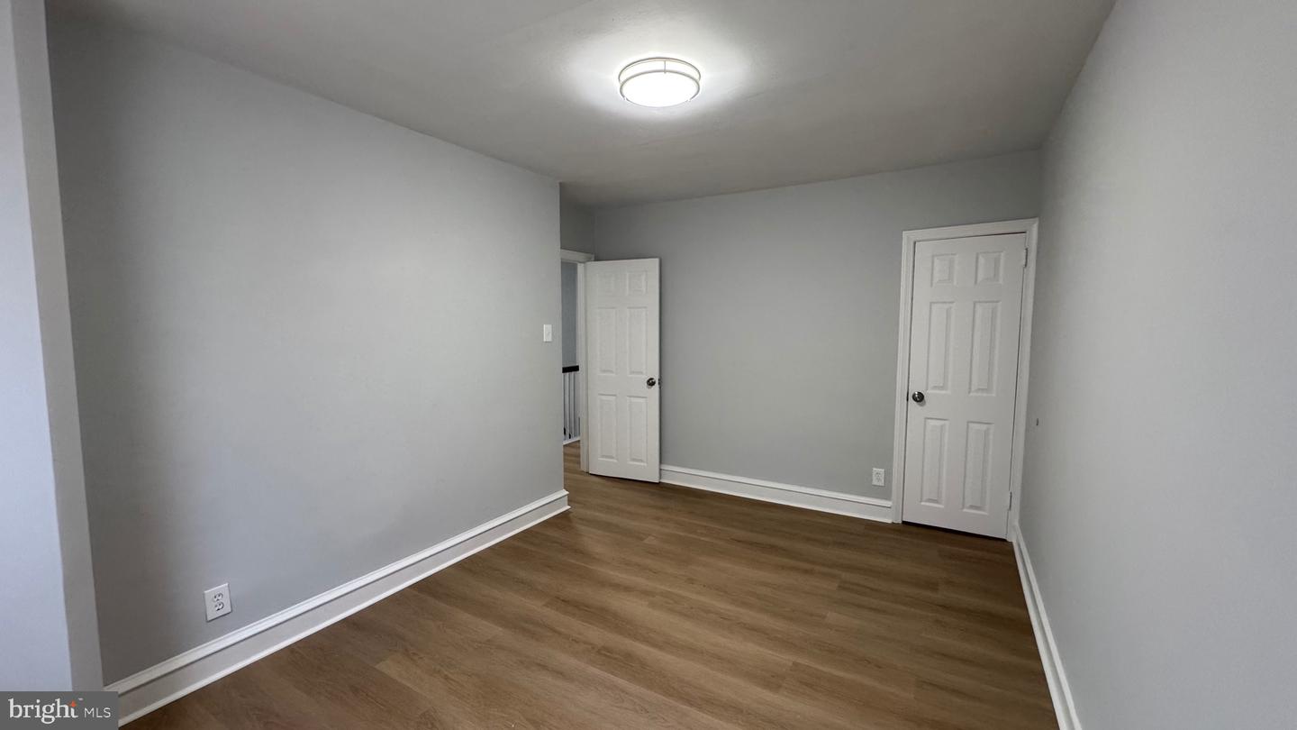 4106 Levick St Property Photo 6