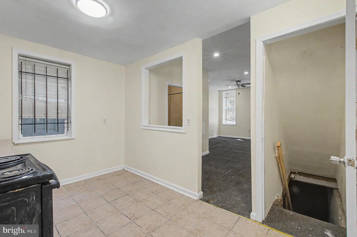 1547 N Bouvier St Property Photo 11