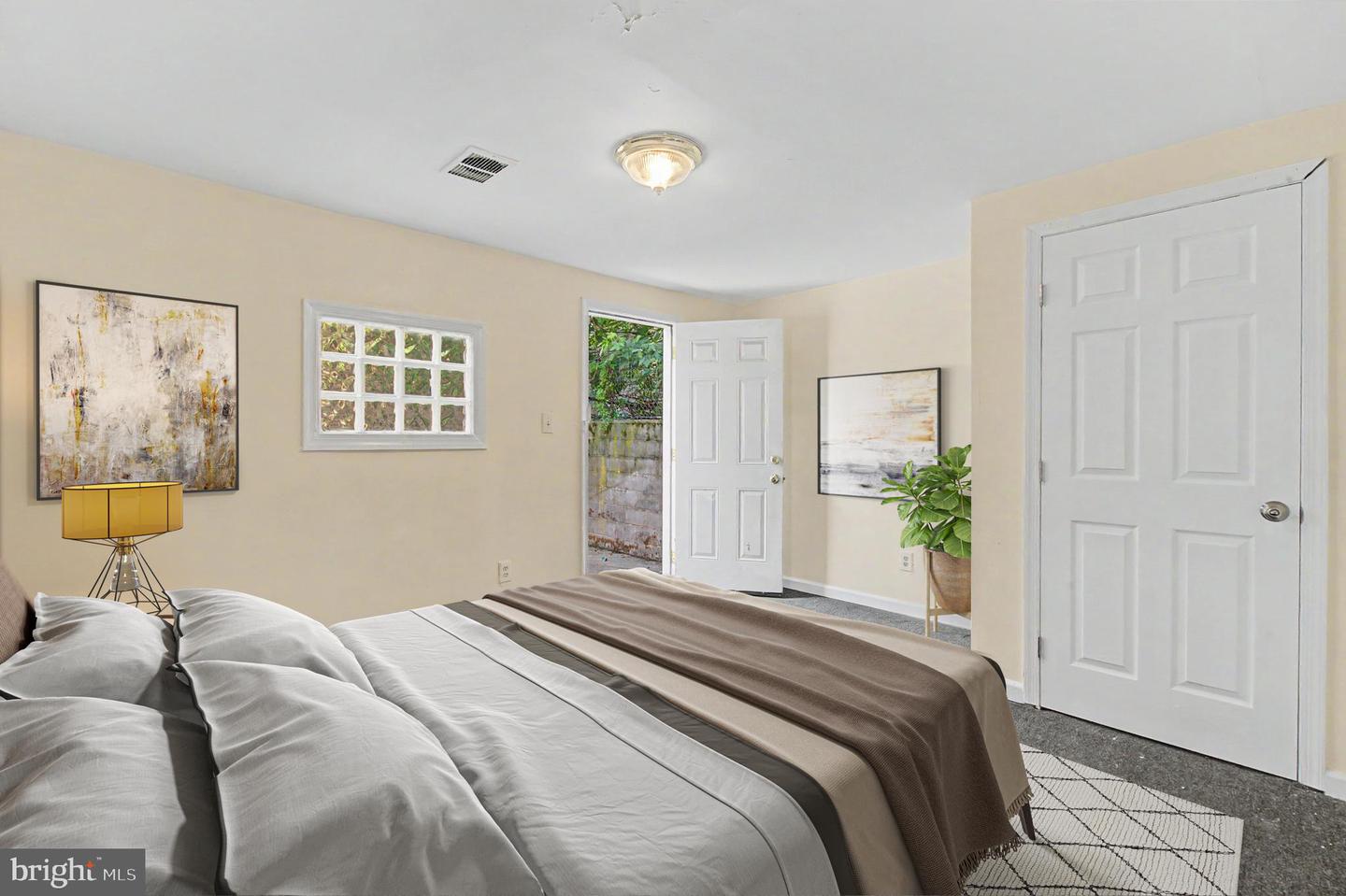 1547 N Bouvier St Property Photo 16
