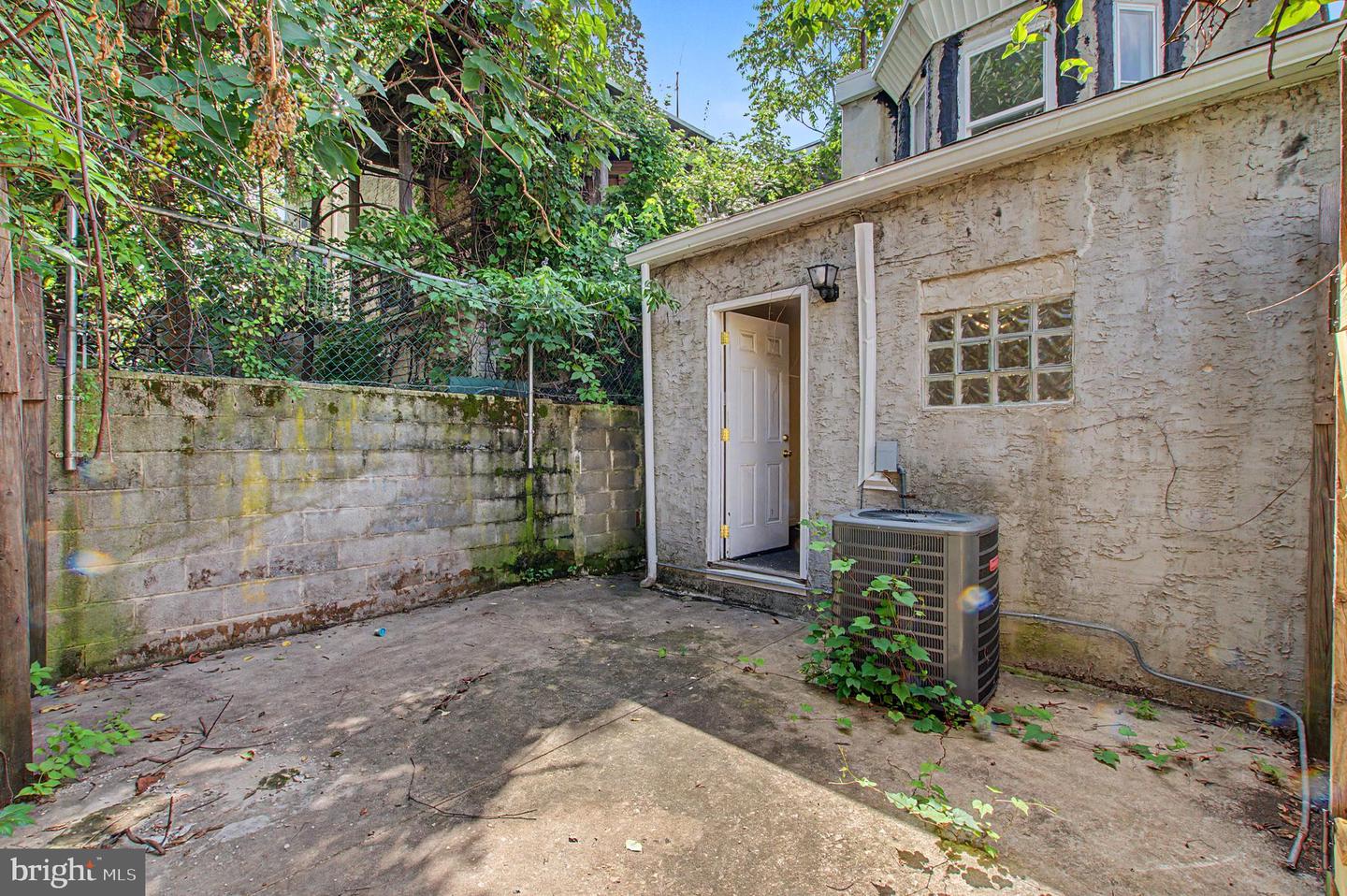 1547 N Bouvier St Property Photo 19
