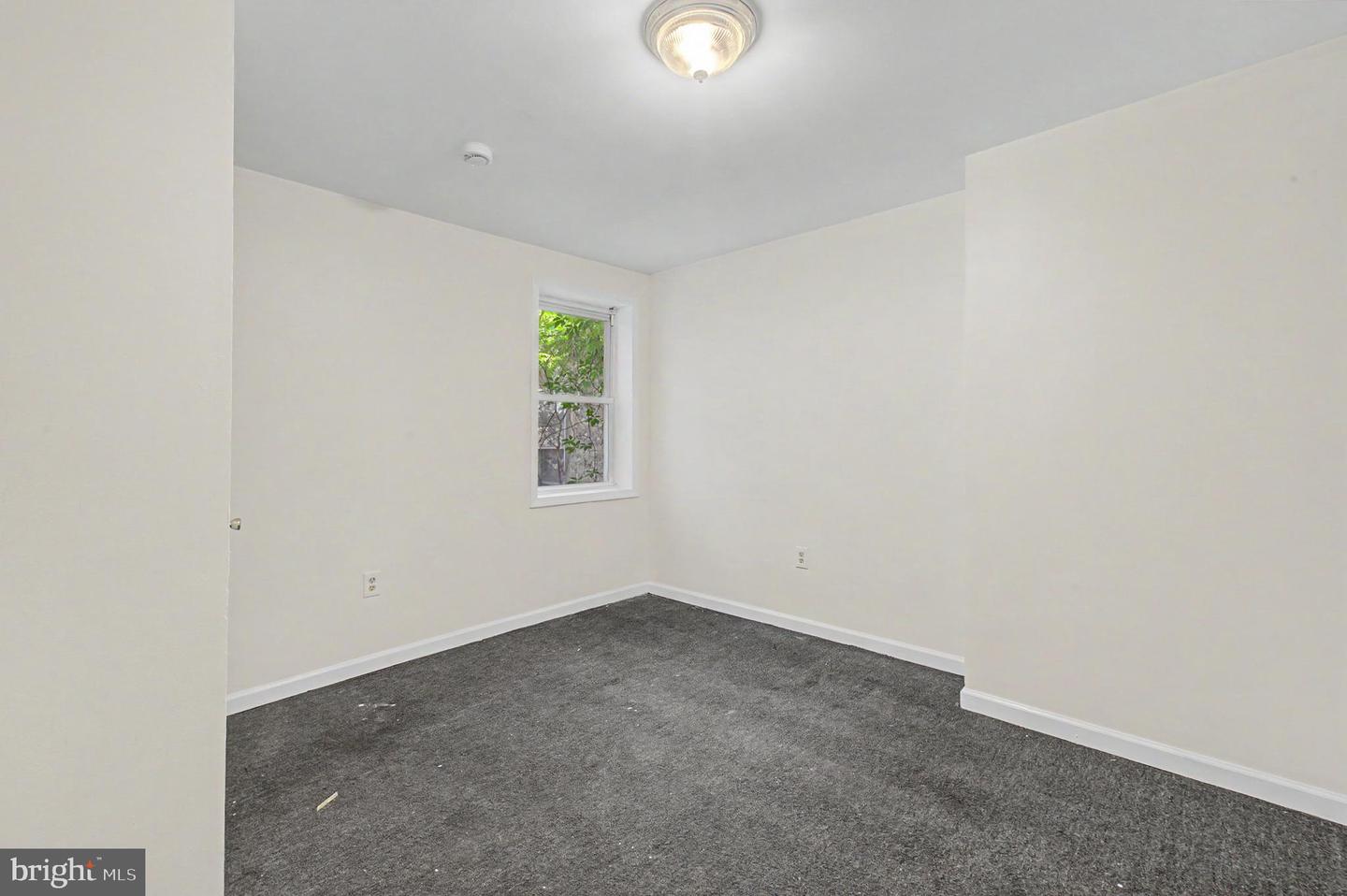 1547 N Bouvier St Property Photo 27