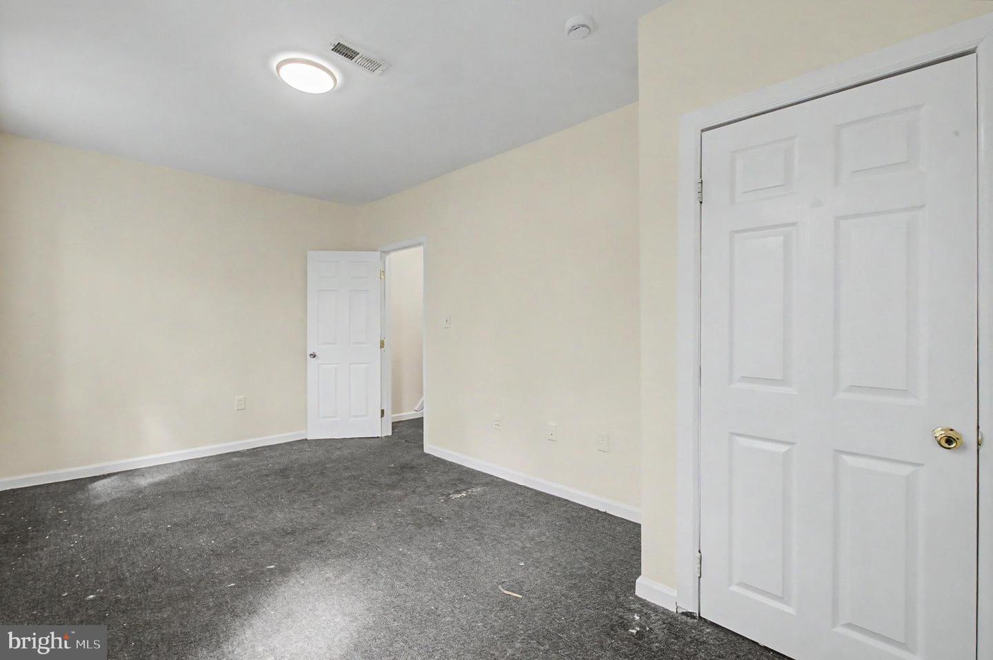 1547 N Bouvier St Property Photo 30