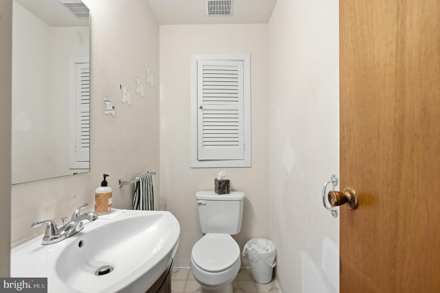 9749 Evans St Property Photo 11