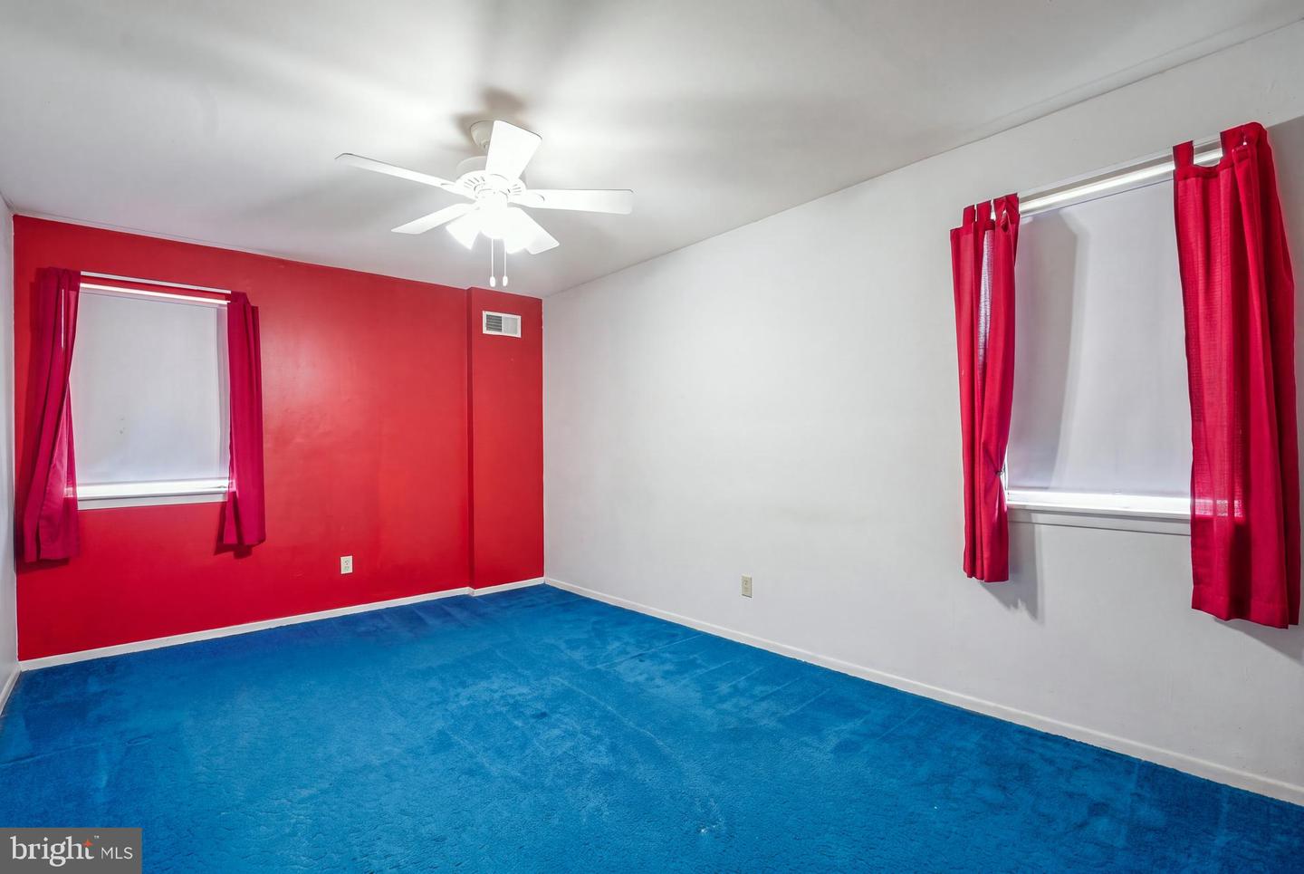 9749 Evans St Property Photo 18