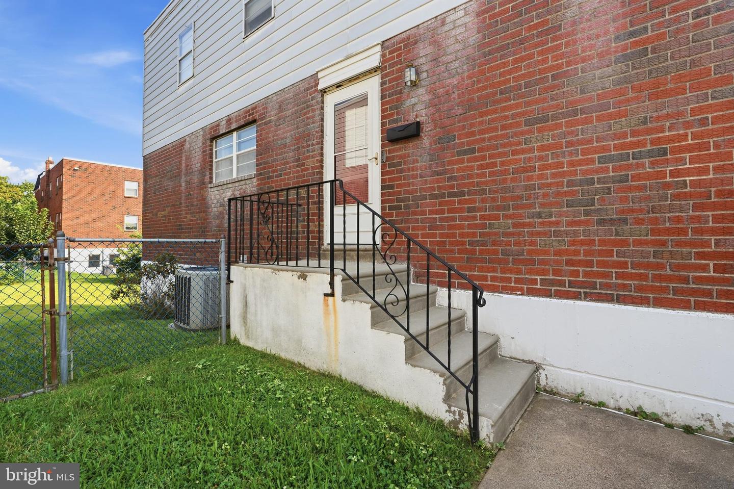 9749 Evans St Property Photo 42