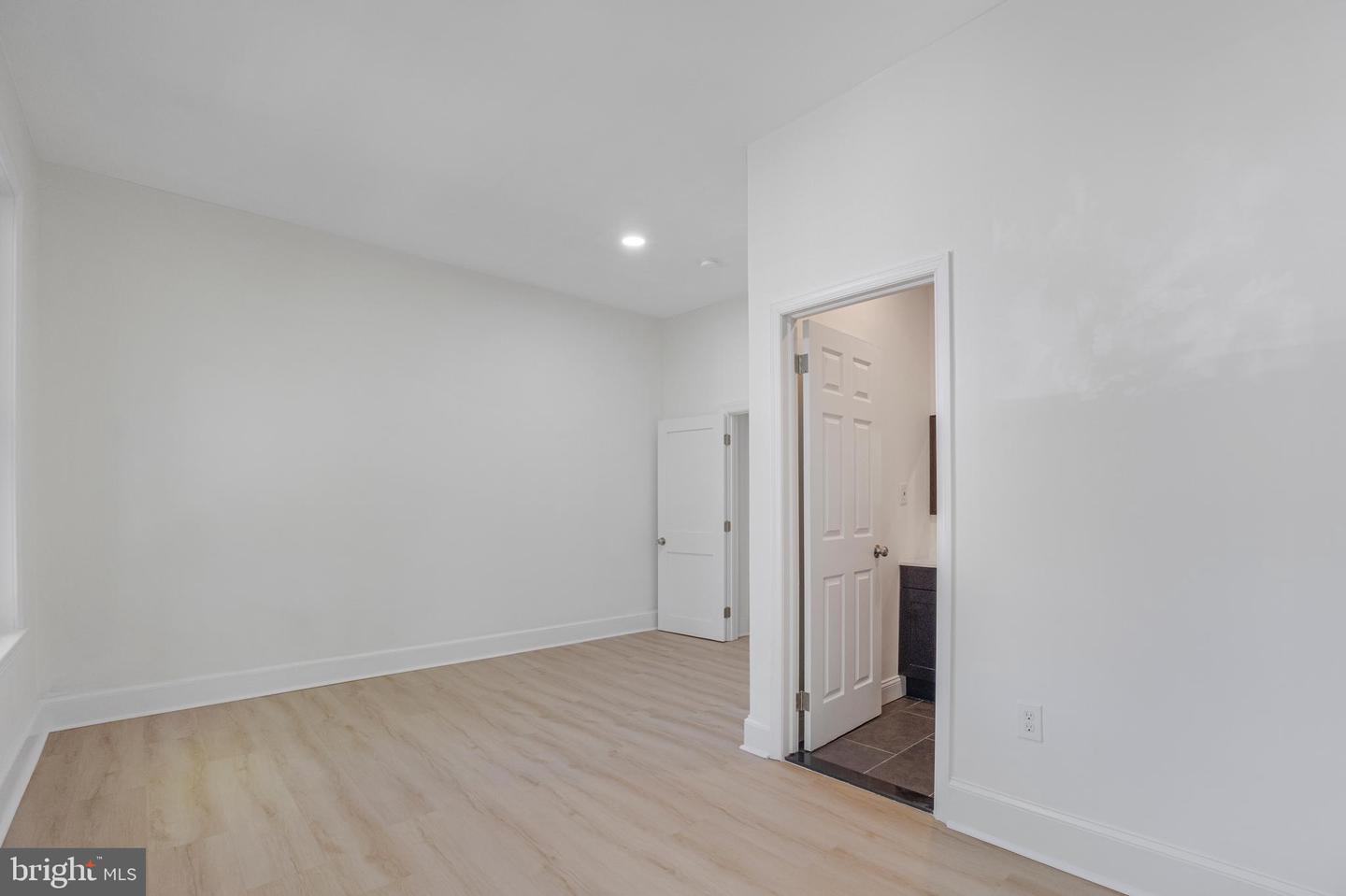 1426 S Broad St Property Photo 24