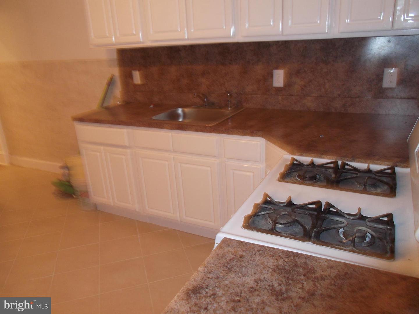 1158 Wagner Ave Property Photo 3
