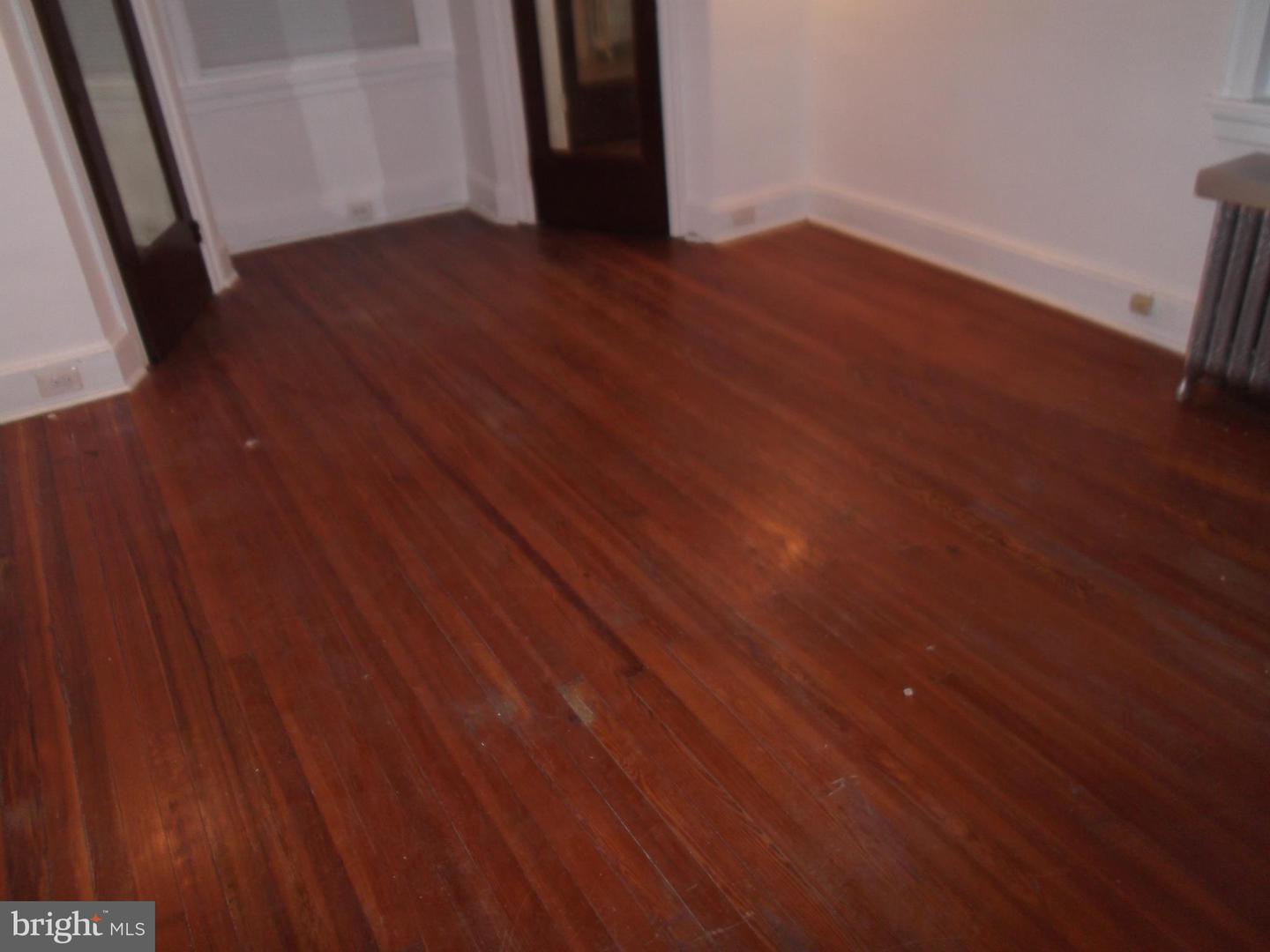 1158 Wagner Ave Property Photo 8