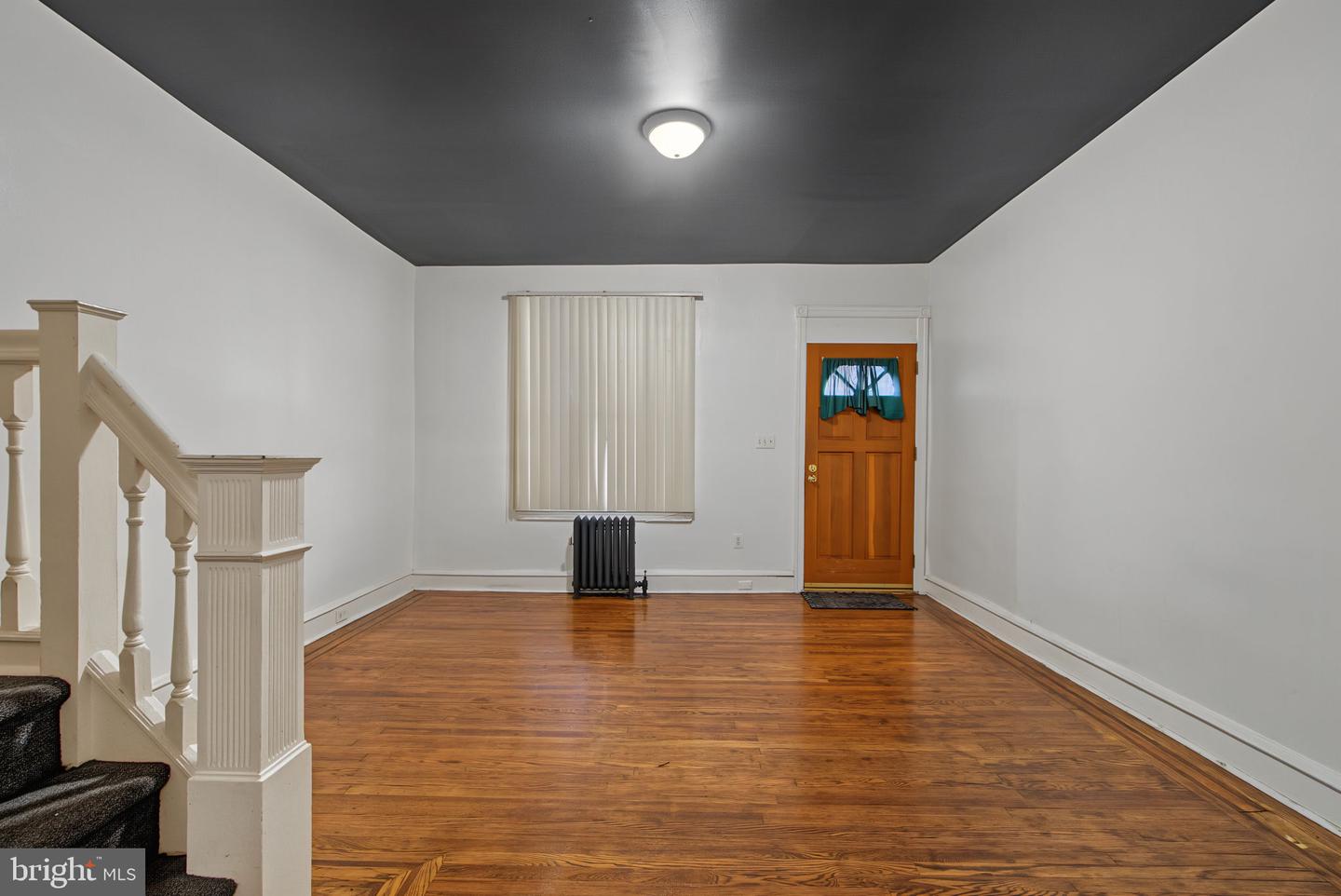 5622 Carpenter St Property Photo 11