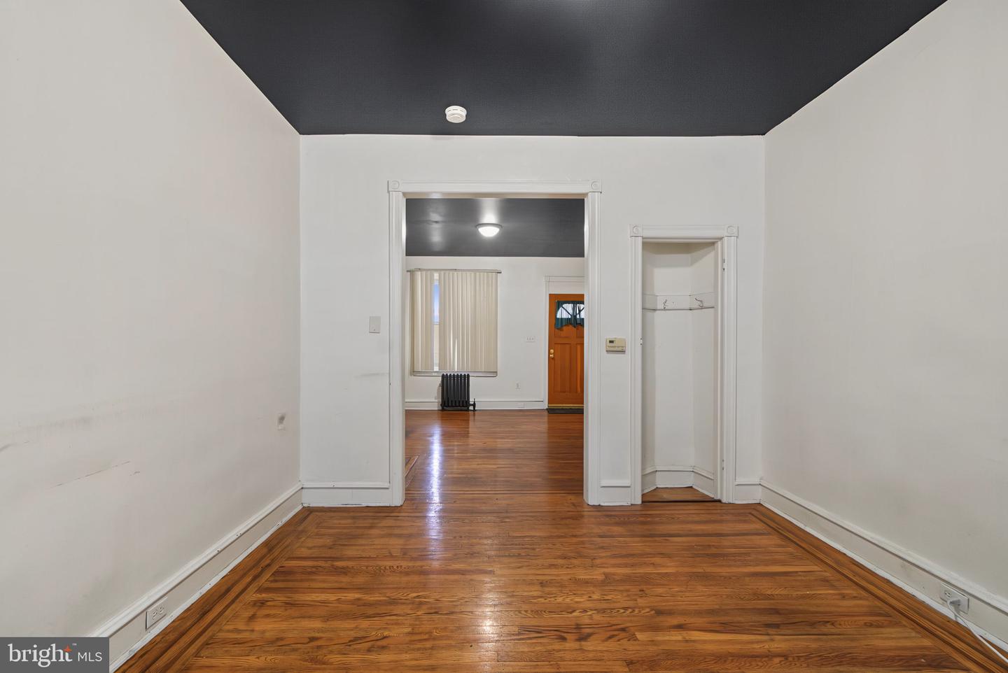 5622 Carpenter St Property Photo 13