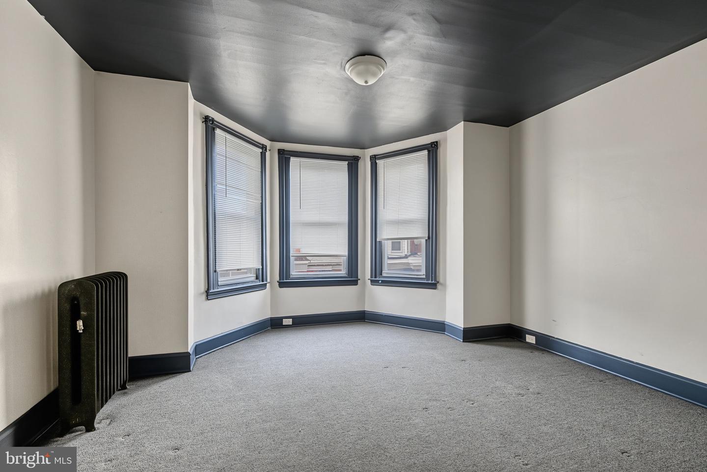5622 Carpenter St Property Photo 17