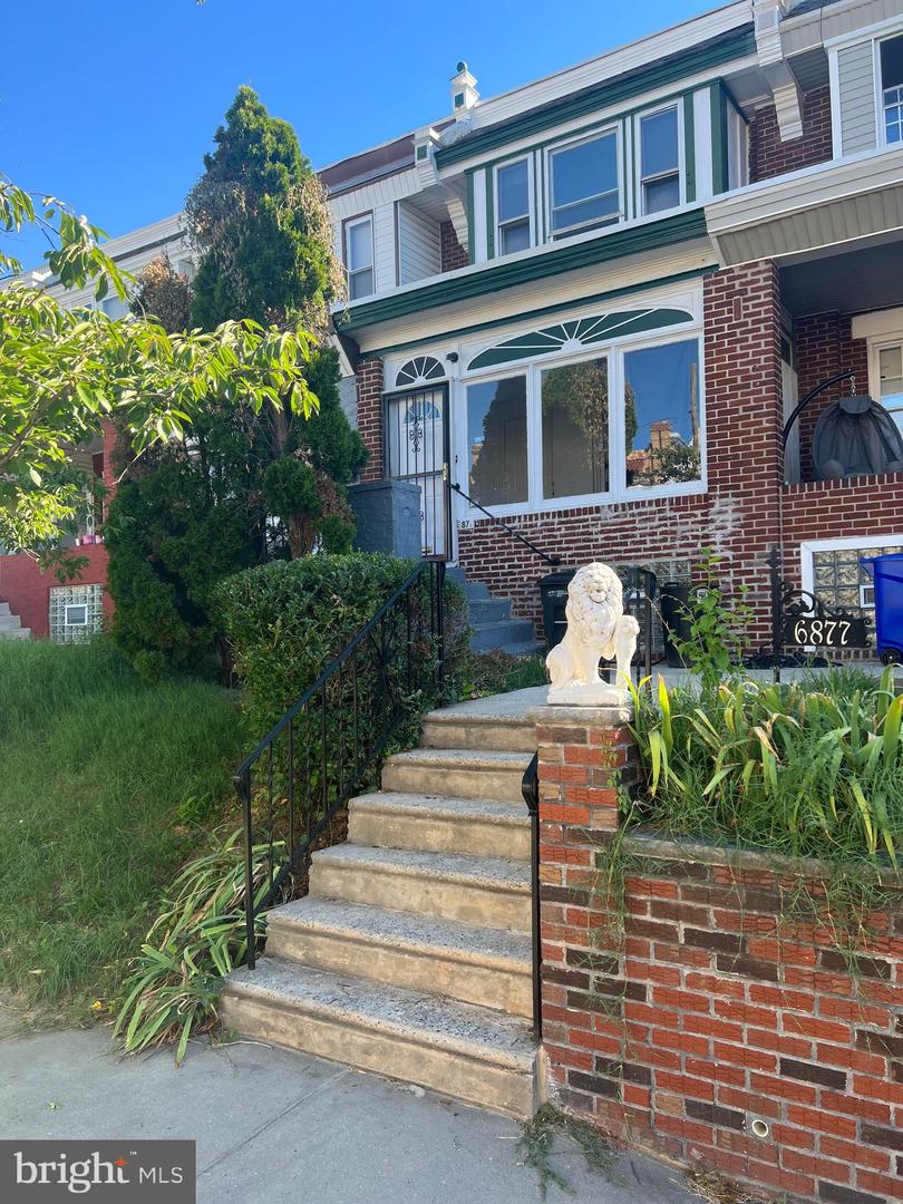 6879 FORREST AVE Property Photo 1